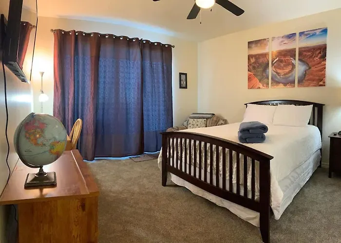 Desert Frontier With Garage, Boat Space, & Wfh Workspace Wahweap