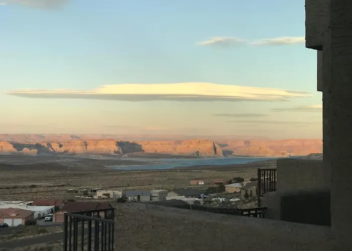 Desert Frontier With Garage, Boat Space, & Wfh Workspace Wahweap